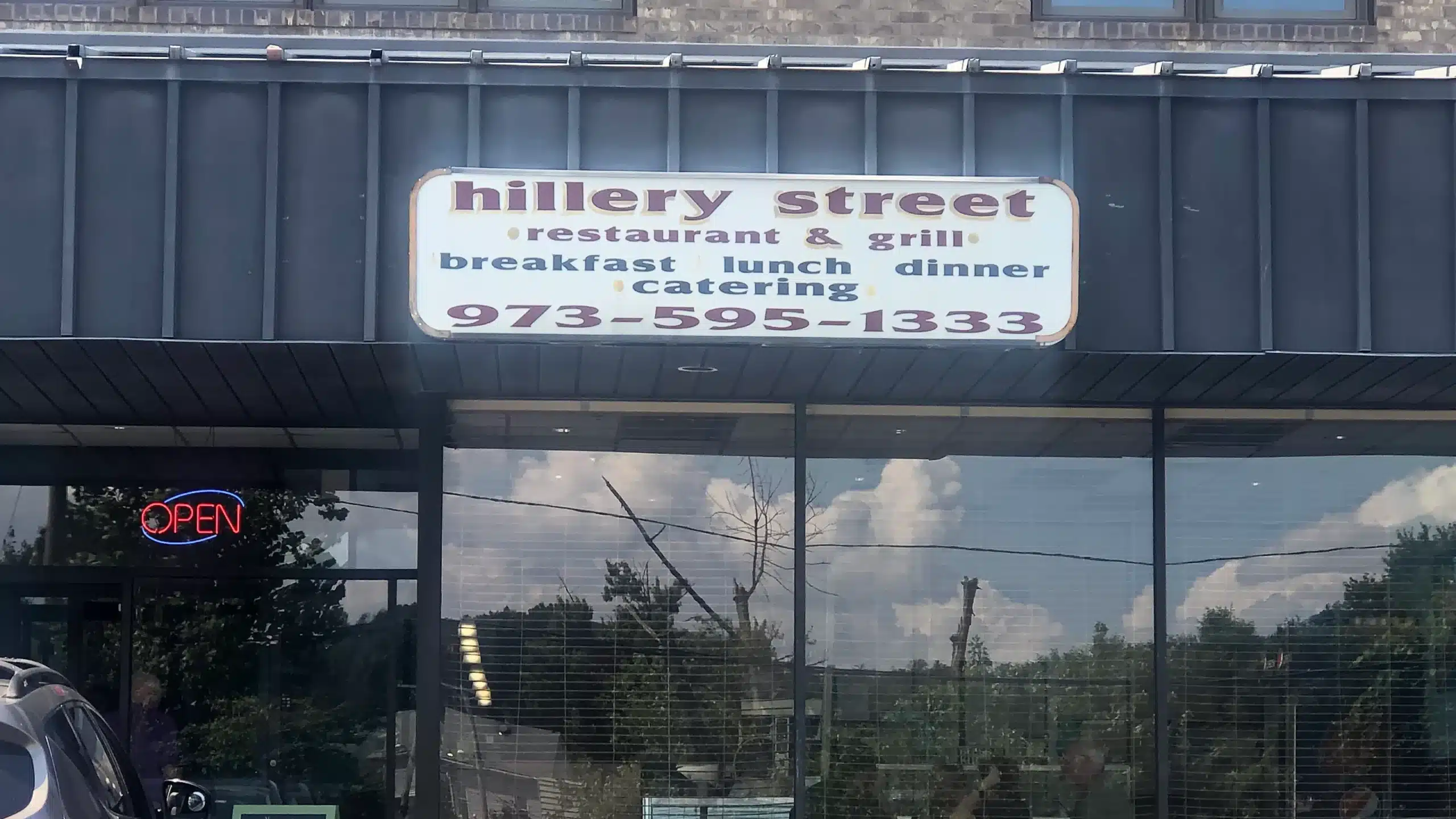 Hillery Street Restaurant & Grill